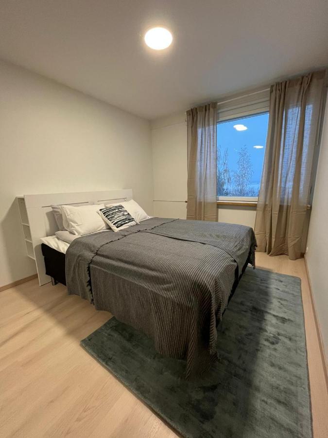 Ferienwohnung Ylimmaen Kerroksen Tilava Kolmio Jokinaekymaellae Rovaniemi Exterior foto